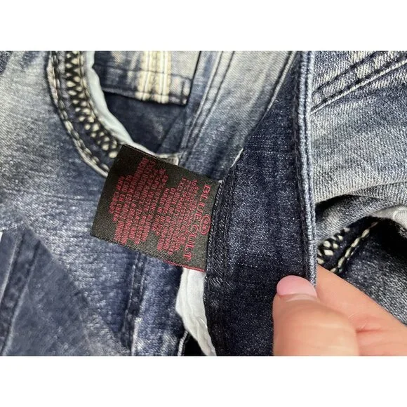 Men's Blue Cult Faded Wash Denim Jeans Embroidered Pockets Size 46x32 - Picture 7 of 11